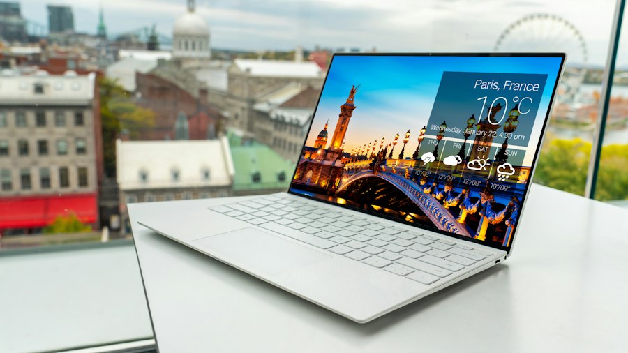 Apple MacBook Air 13-inch M2